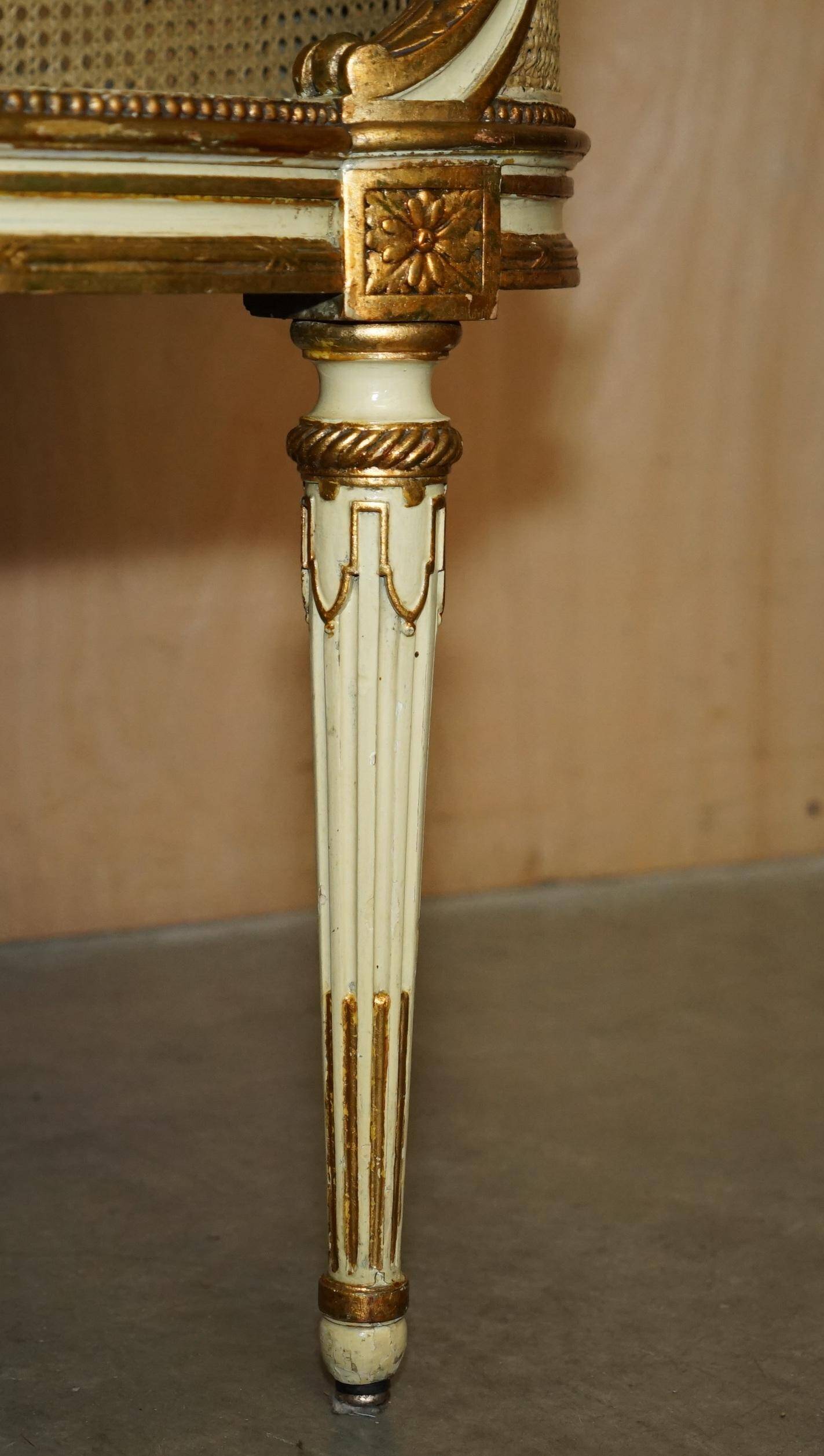 Louis XVI Bergère canapé in gilded wood with double caning
