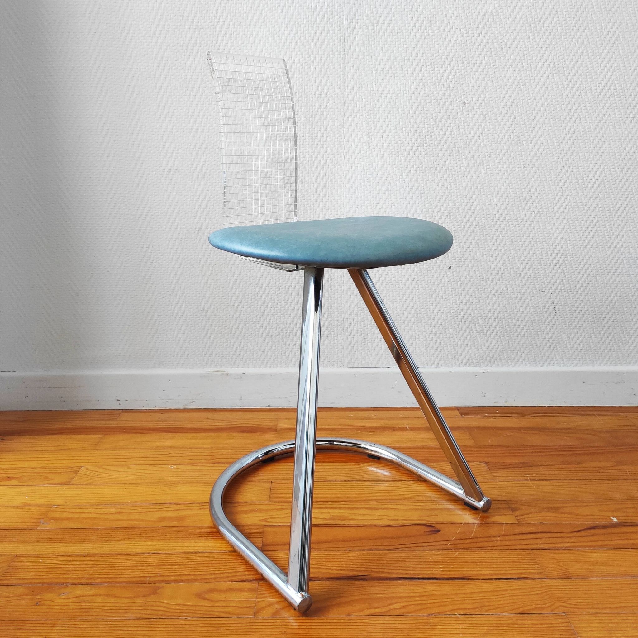 4 vintage French chairs Mirima