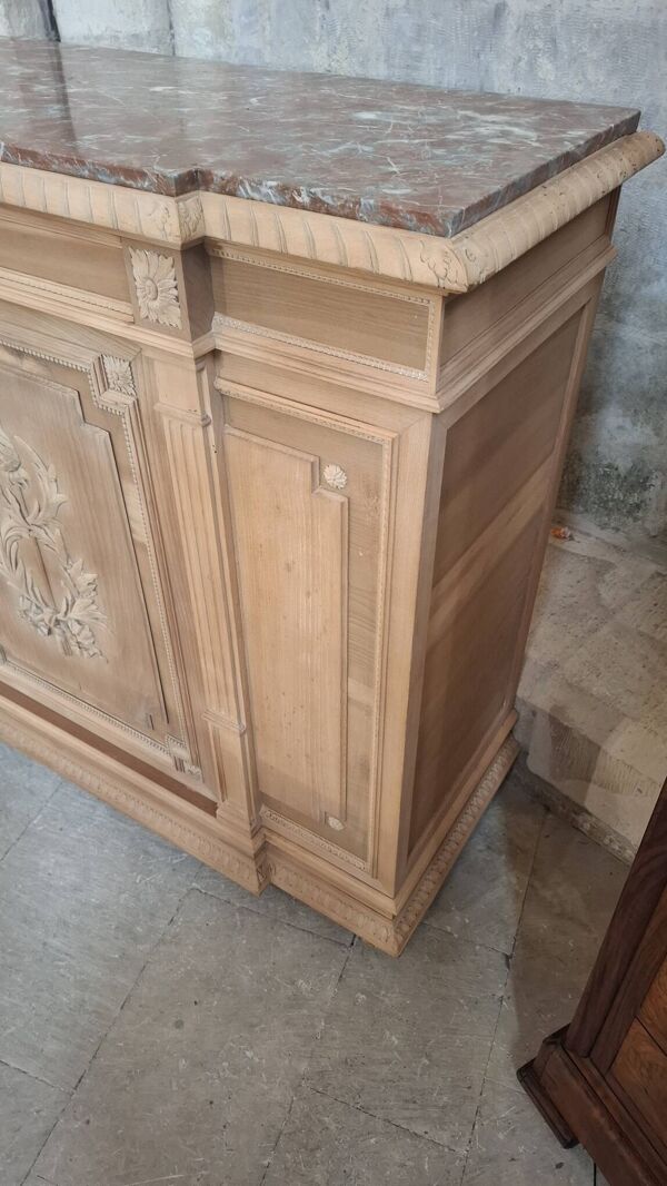 Buffet de style Louis XVI