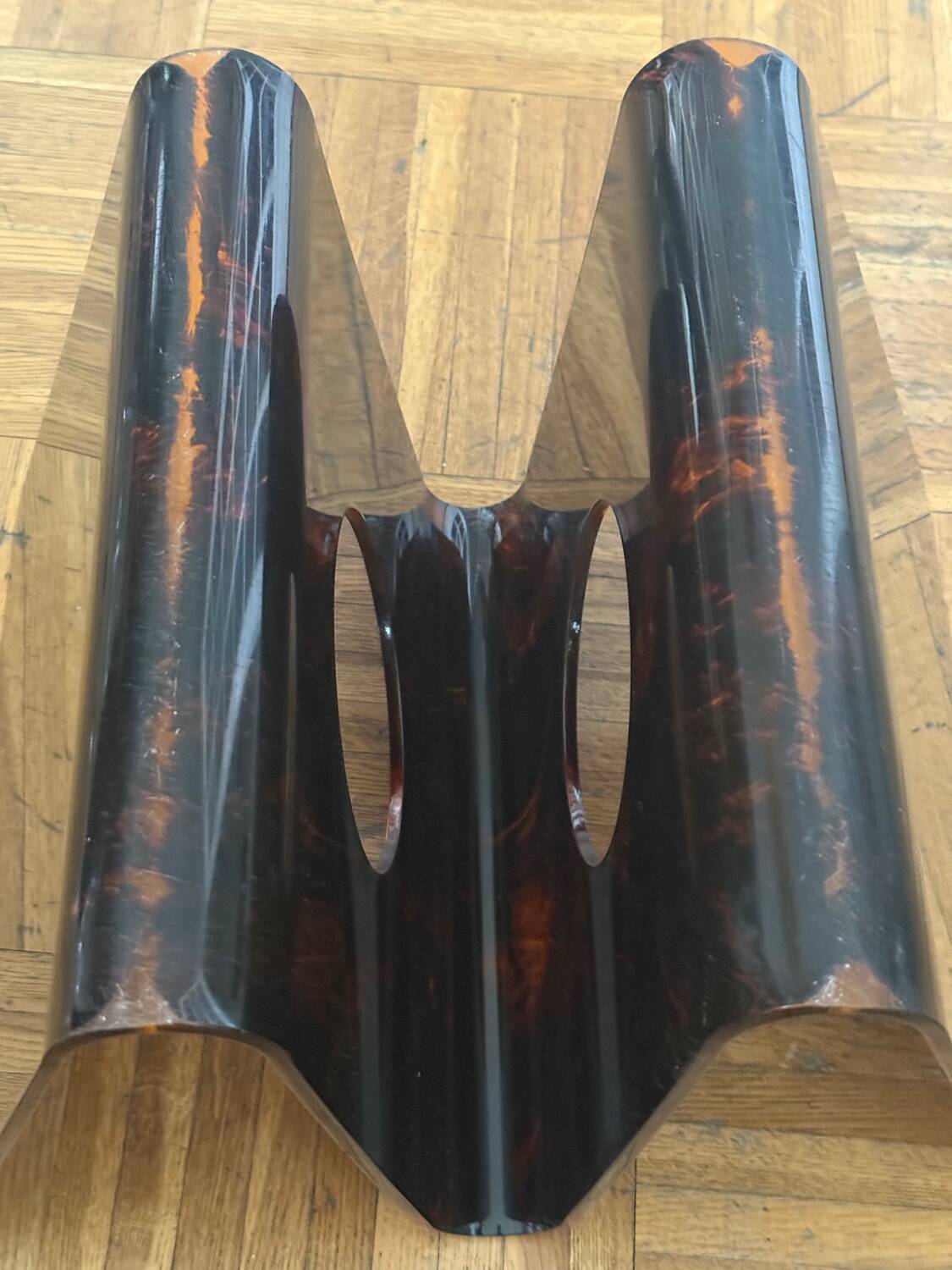 Plexiglass magazine rack