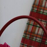 Wicker basket and scoubidou