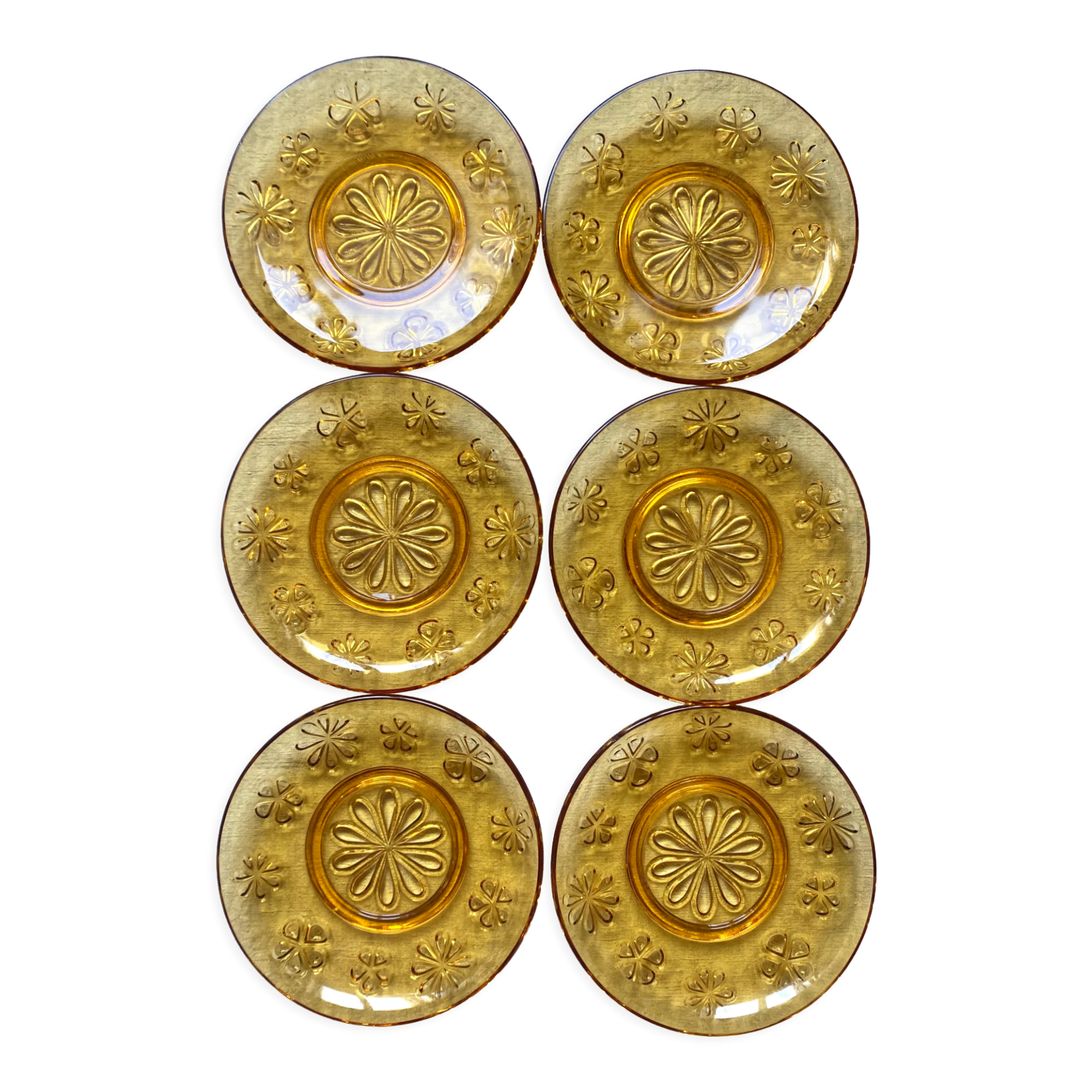 6 vintage dessert plates Vereco