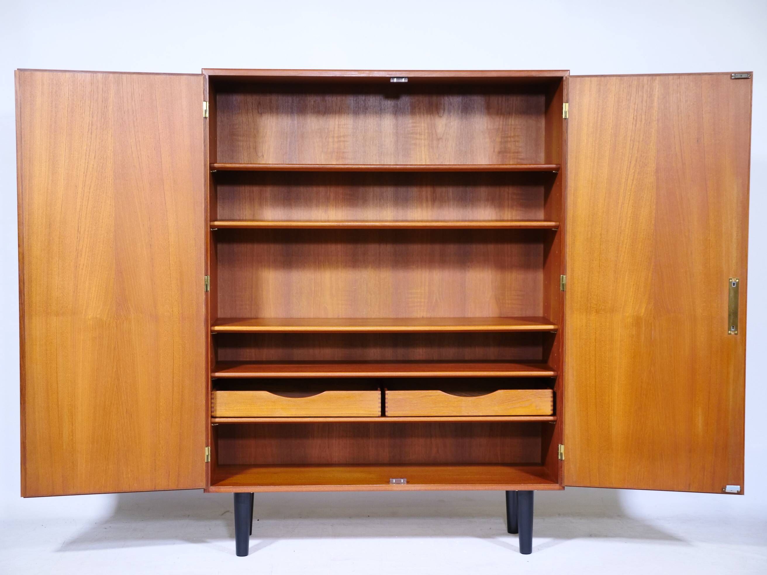 Highboard Cabinet in Teak by Børge Mogensen for Søborg Møbelfabrik, 1960s