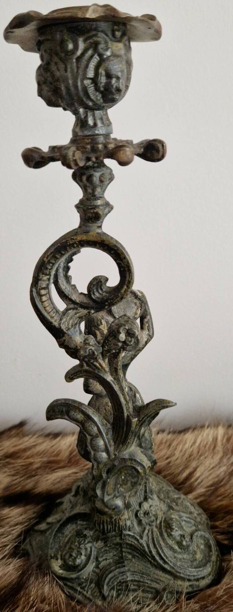 Ornamental candlestick in patinated bronze – Louis XV Rococo style – 19th century