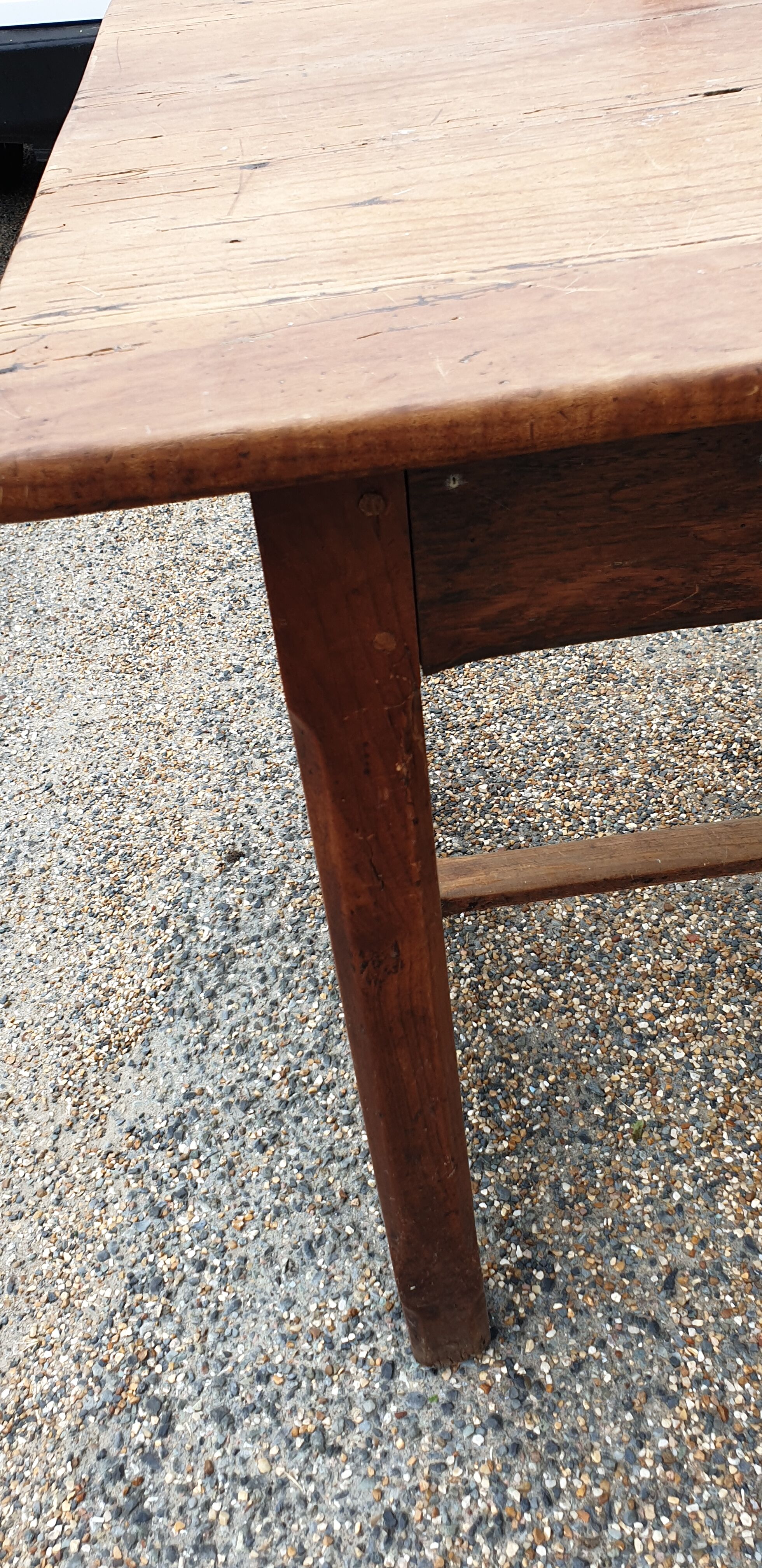 Farmhouse table in massive epicea XIXth