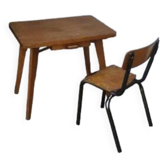Children's desk and chair