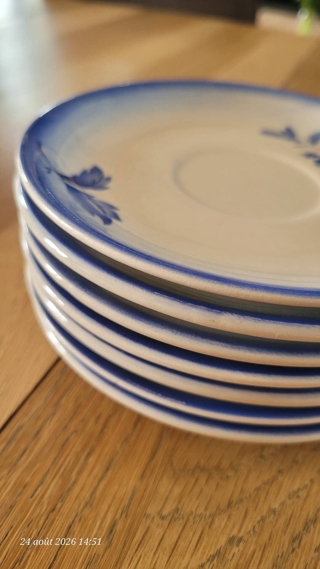 7 vintage cups and saucers
