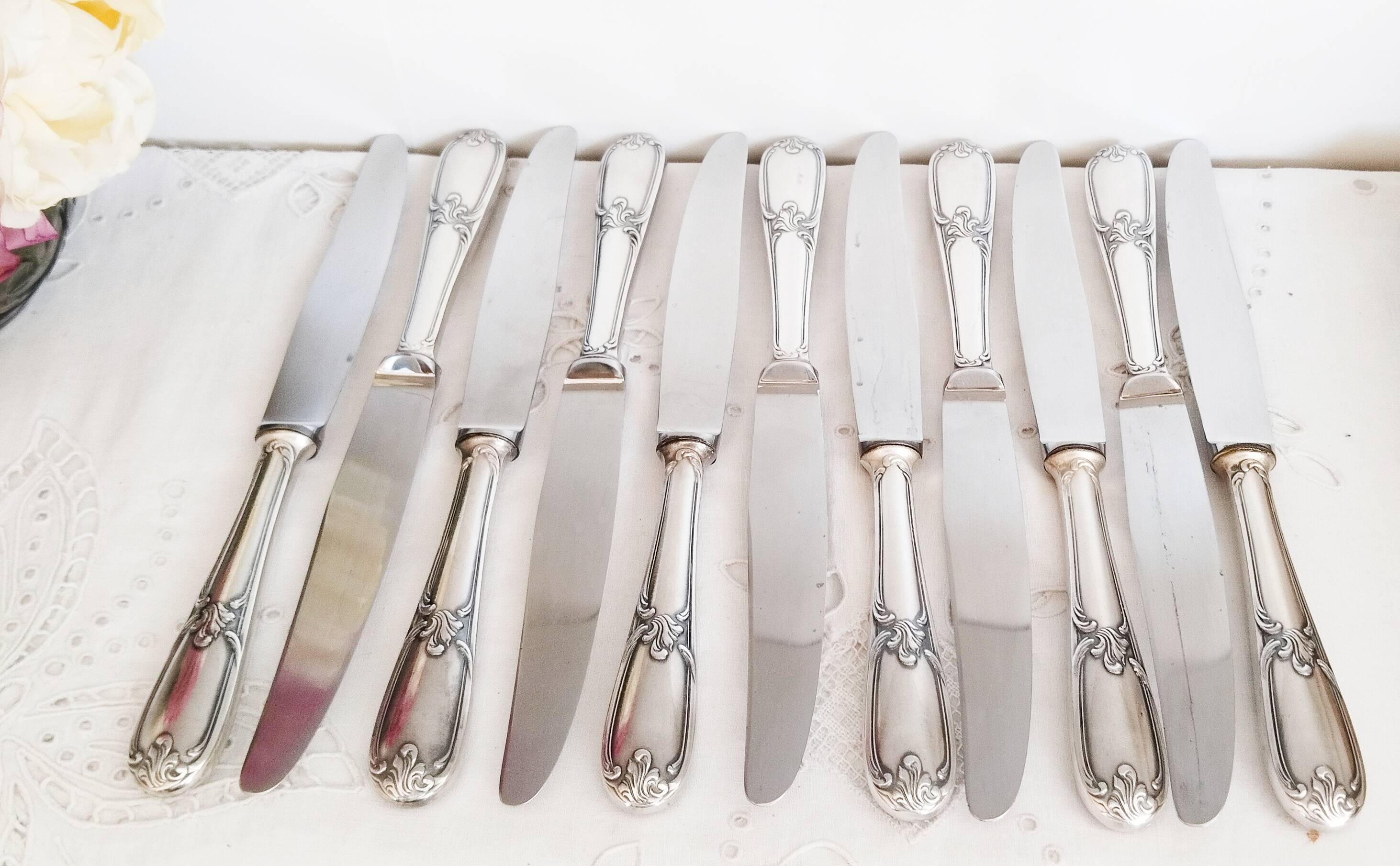 Set of 12 vintage knives, stainless steel blade and silver handle