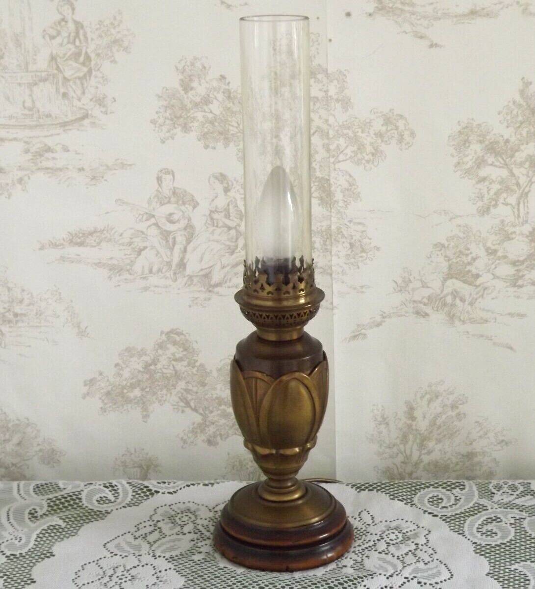Bronze and glass table lamp, Art Nouveau