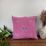 Coussin berbere en soie de cactus rose