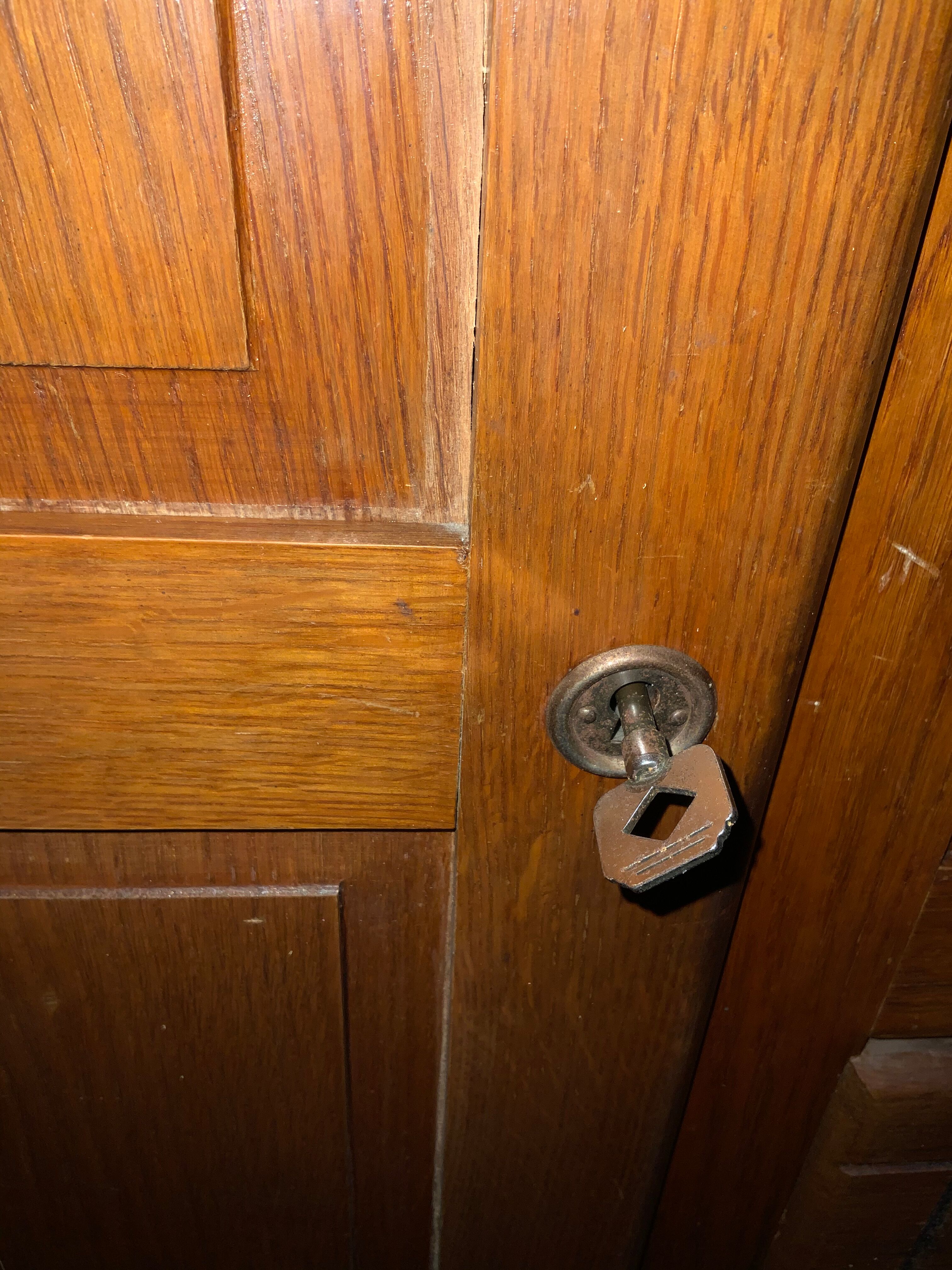 Asymmetrical dresser cabinet