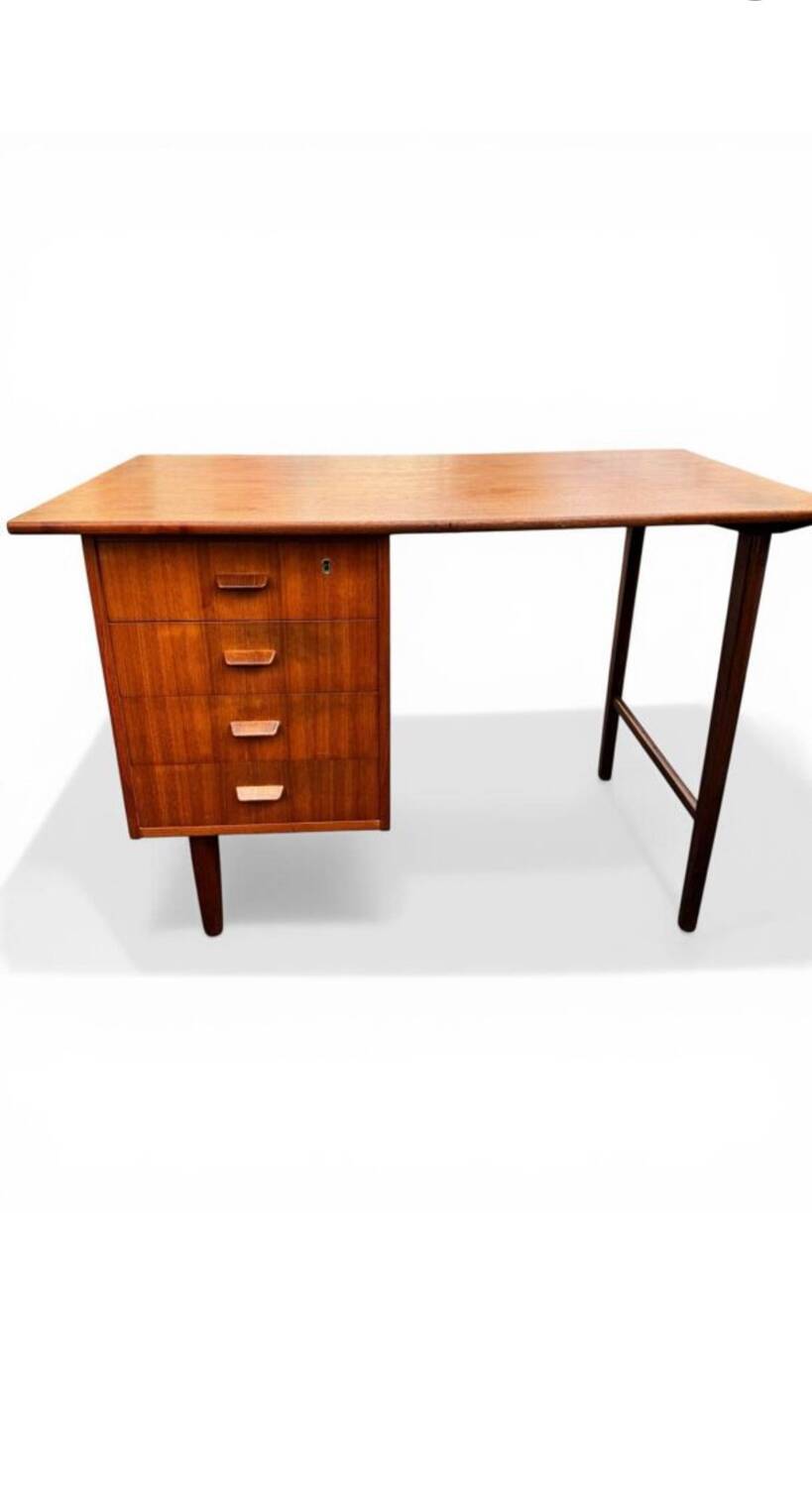 Petit bureau danois – teck – design scandinave – années 1960