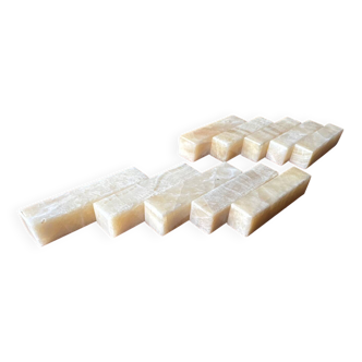 10 porte-couteaux en albâtre