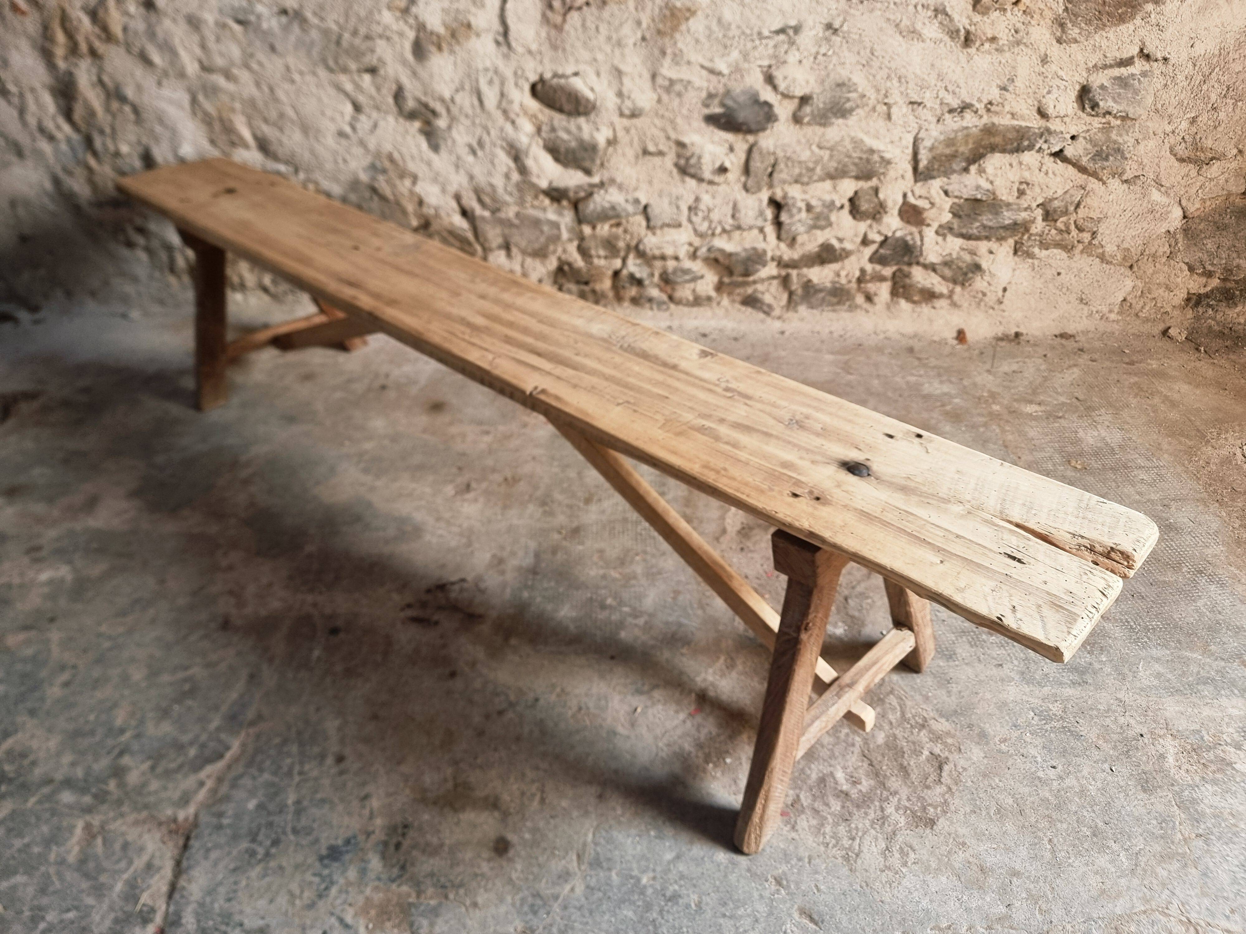 French antique wooden bench – Rustic farmhouse bench – Poplar and chestnut – Late 19th century – 198 cm
