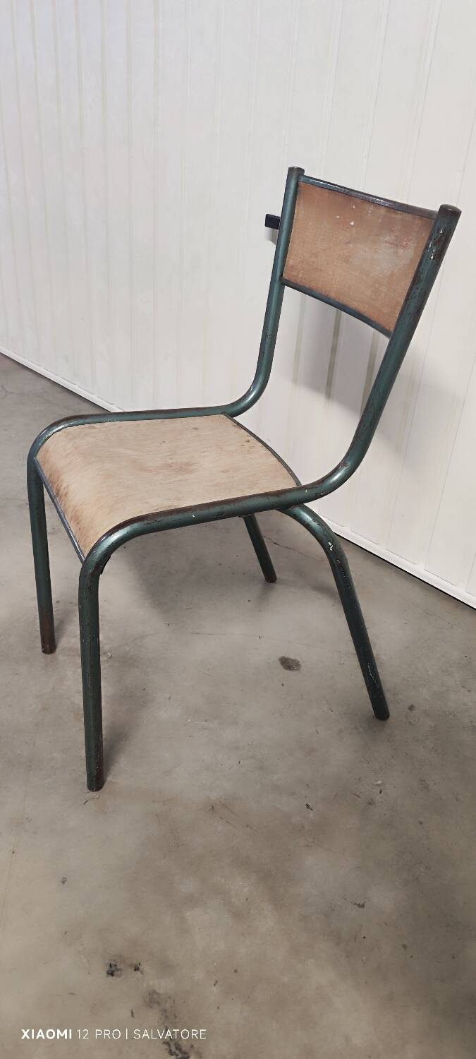 Metal & wood – authentic industrial style