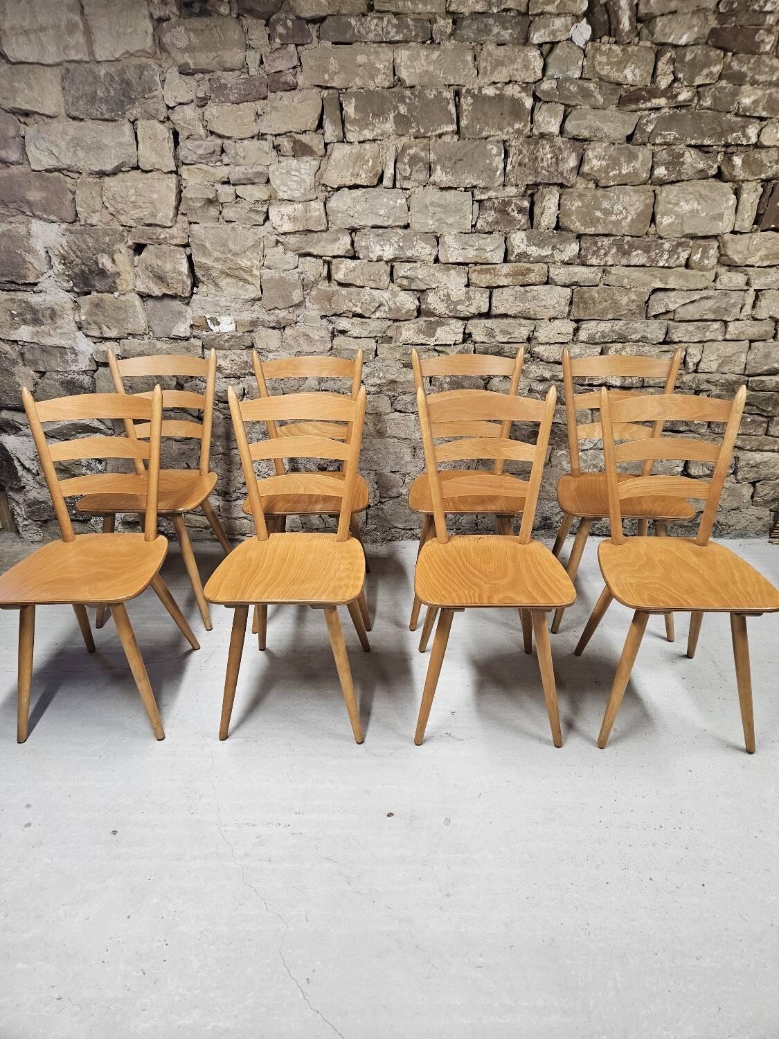 Lot of 8 country bistro chairs 1970