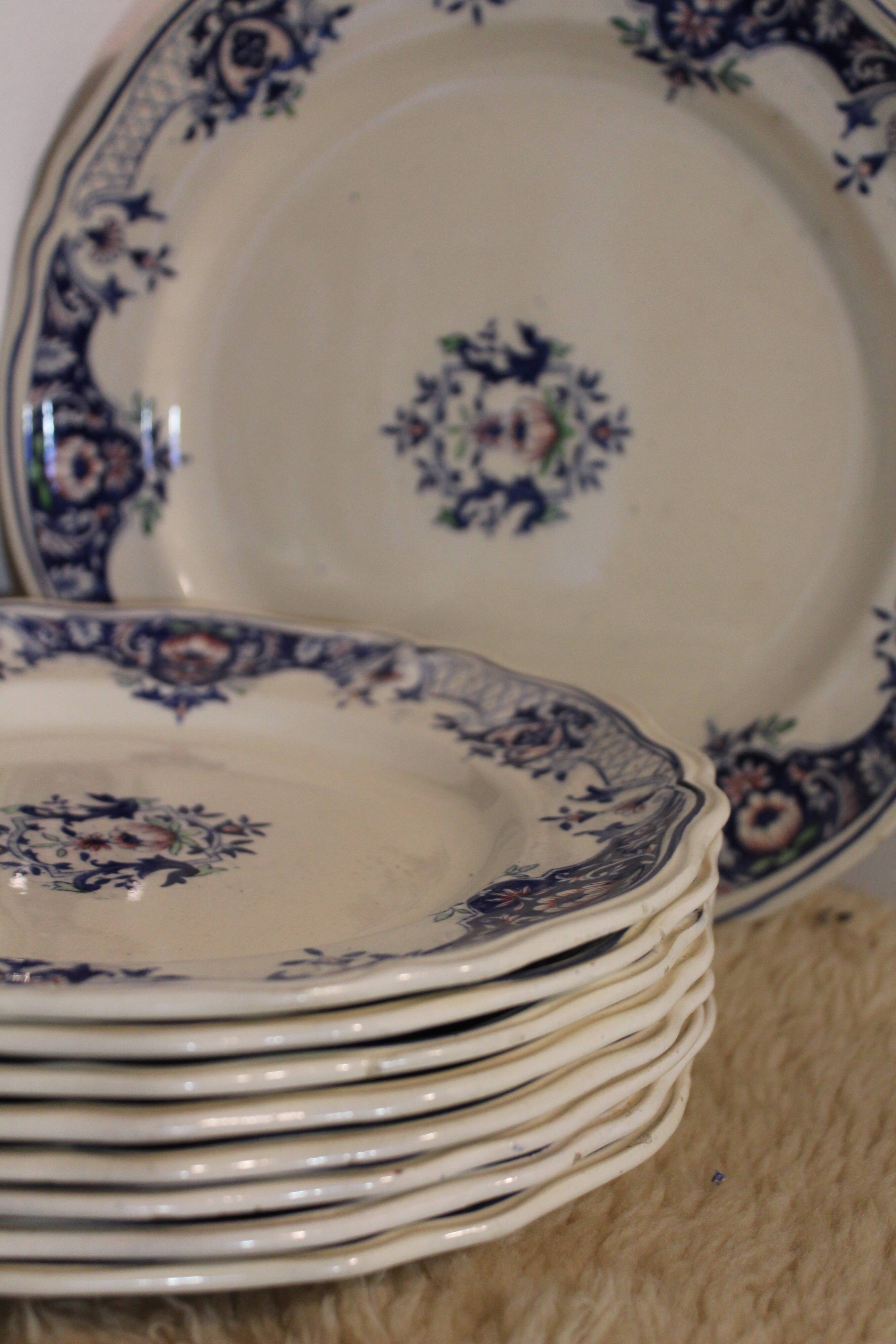 Ensemble de 8 grandes assiettes plates + 1 plat rond-longchamp