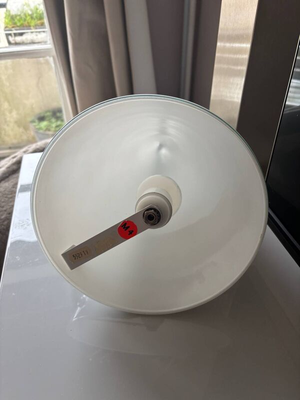 Lampe vintage opaline blanche sce teepee habitat