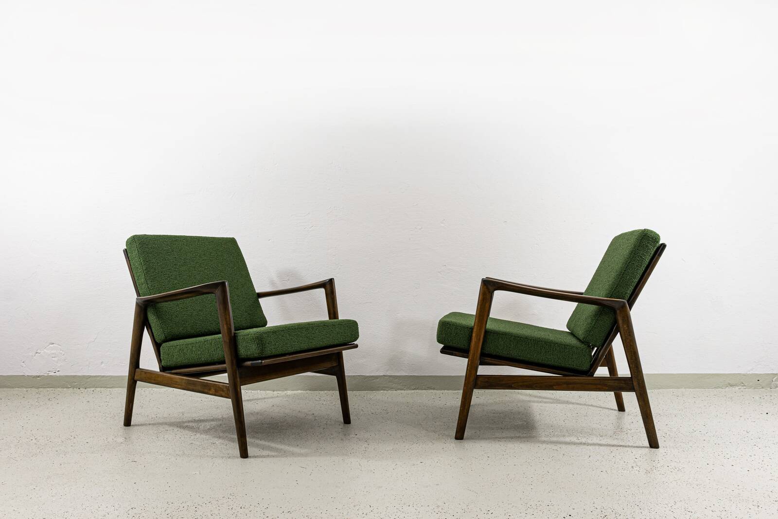 Fauteuils « Stefan » type 300-139, Pologne, années 1960