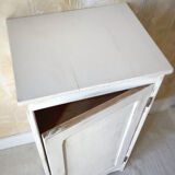Storage cabinet