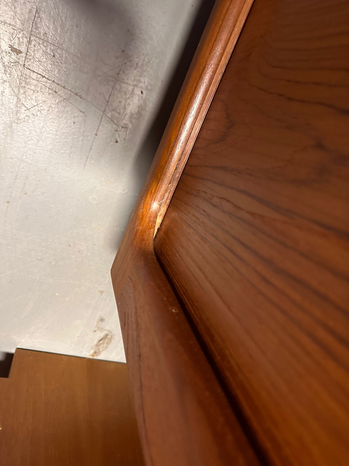 Dyrlund teak highboard closet