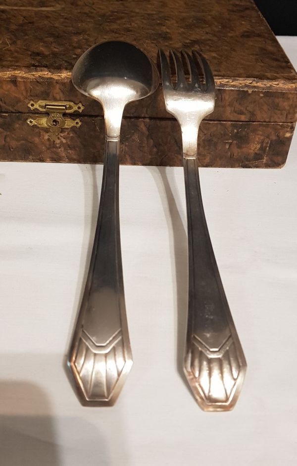 Ménagère 23 pièces en métal argent art déco