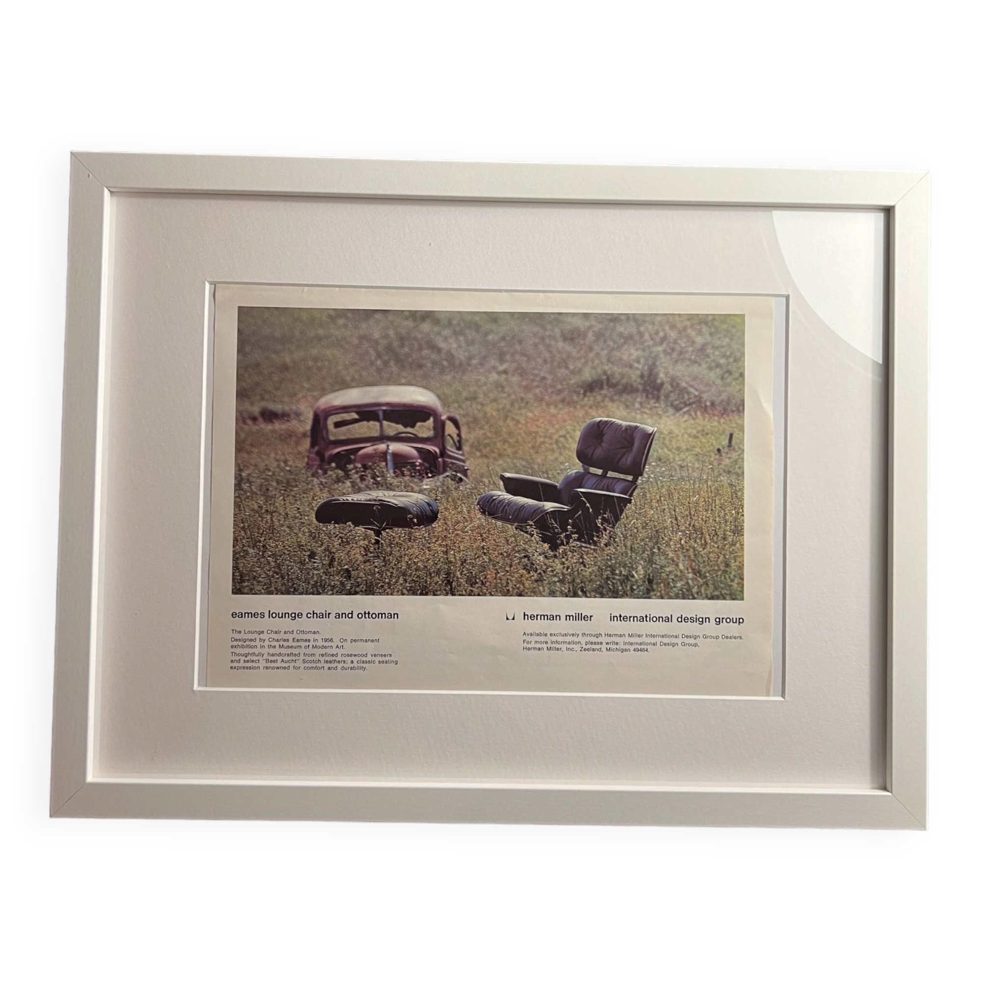 FRAMED POSTER EAMES HERMAN MILLER LOUNGE CHAIR 670