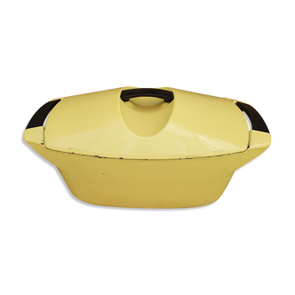 Cocotte designed by Raymond Loewy