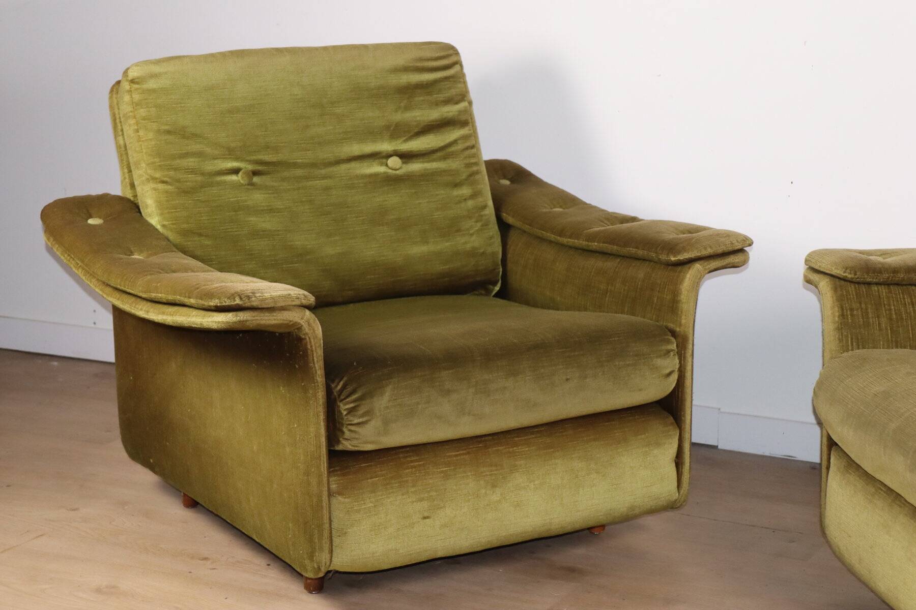 Pair of vintage velvet armchairs – 1960s