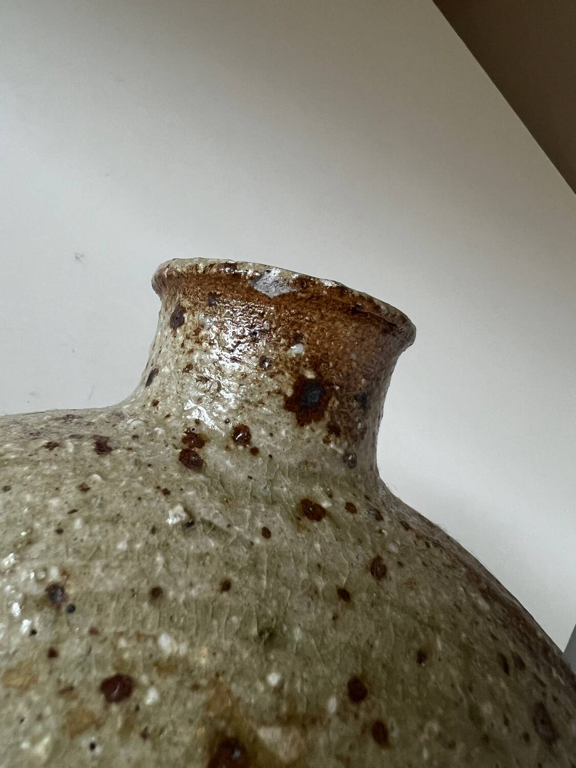 Vintage round, flat-bottomed stoneware bud vase