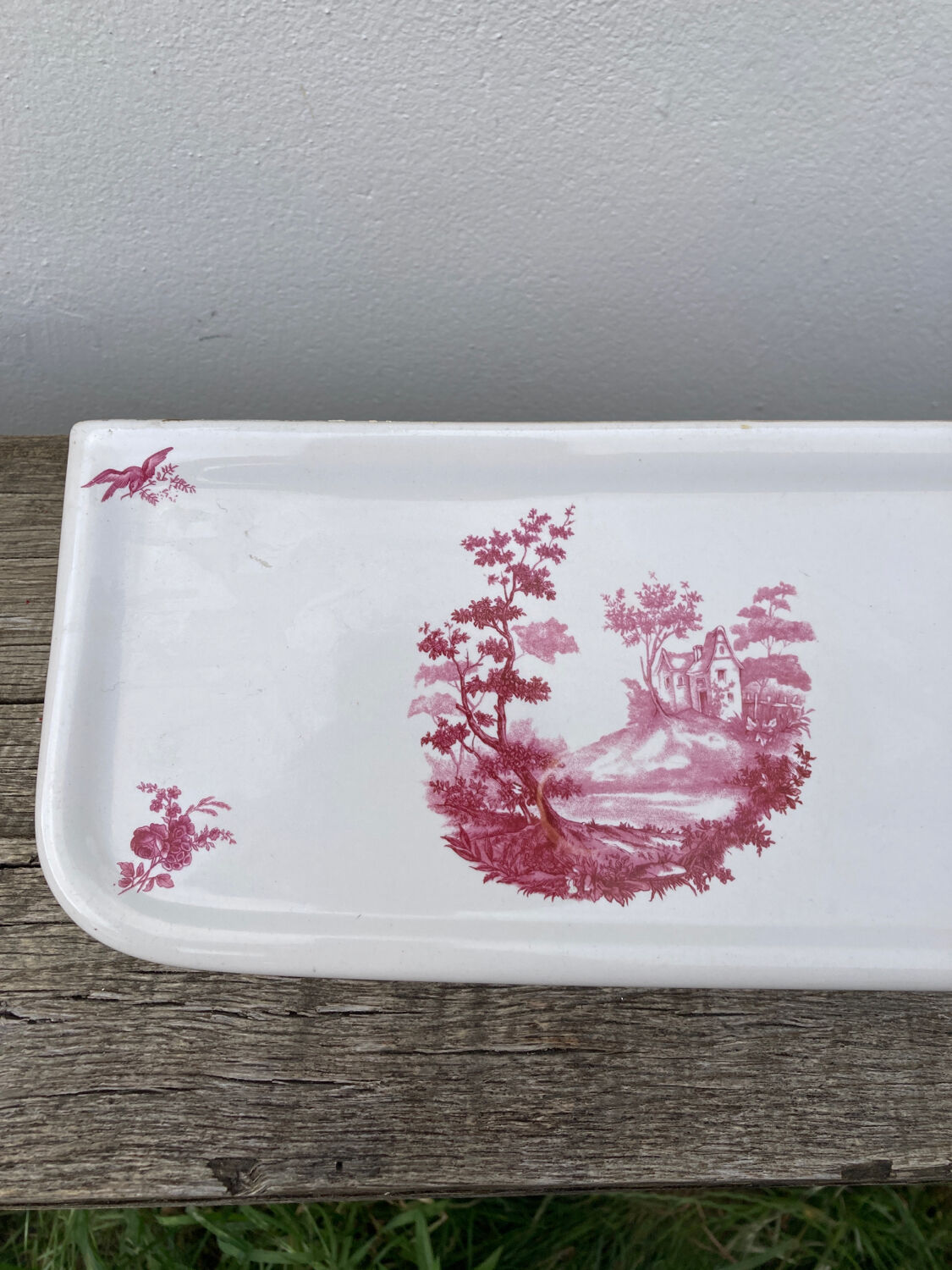 Limoges porcelain wall shelf Chapus Freres / Ceramic bathroom