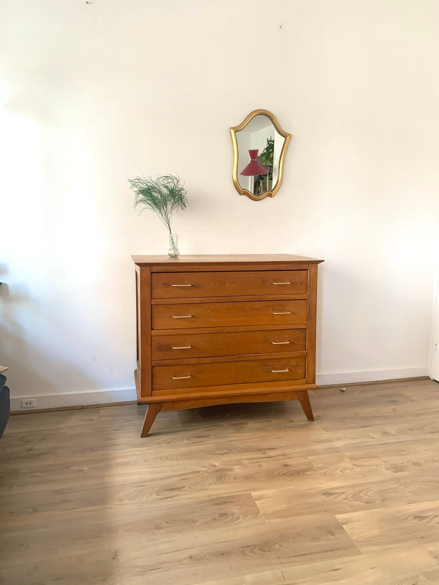 Chest of drawers vintage feet compass