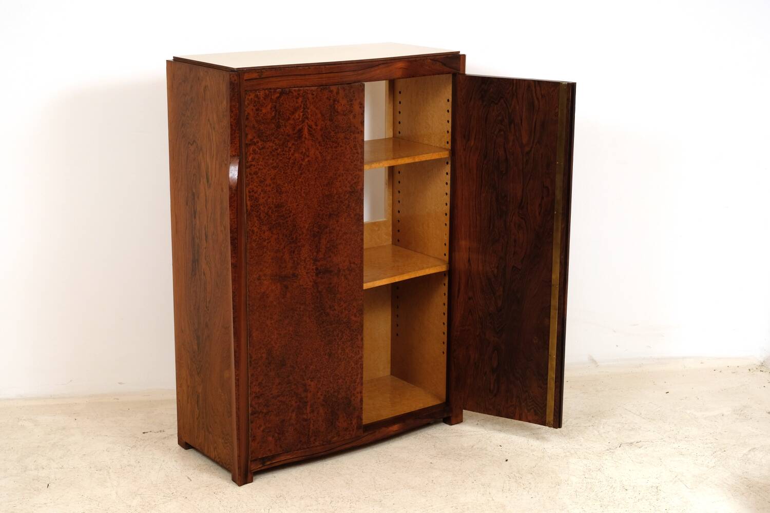 Rosewood and burl wood cabinet 1930/1940