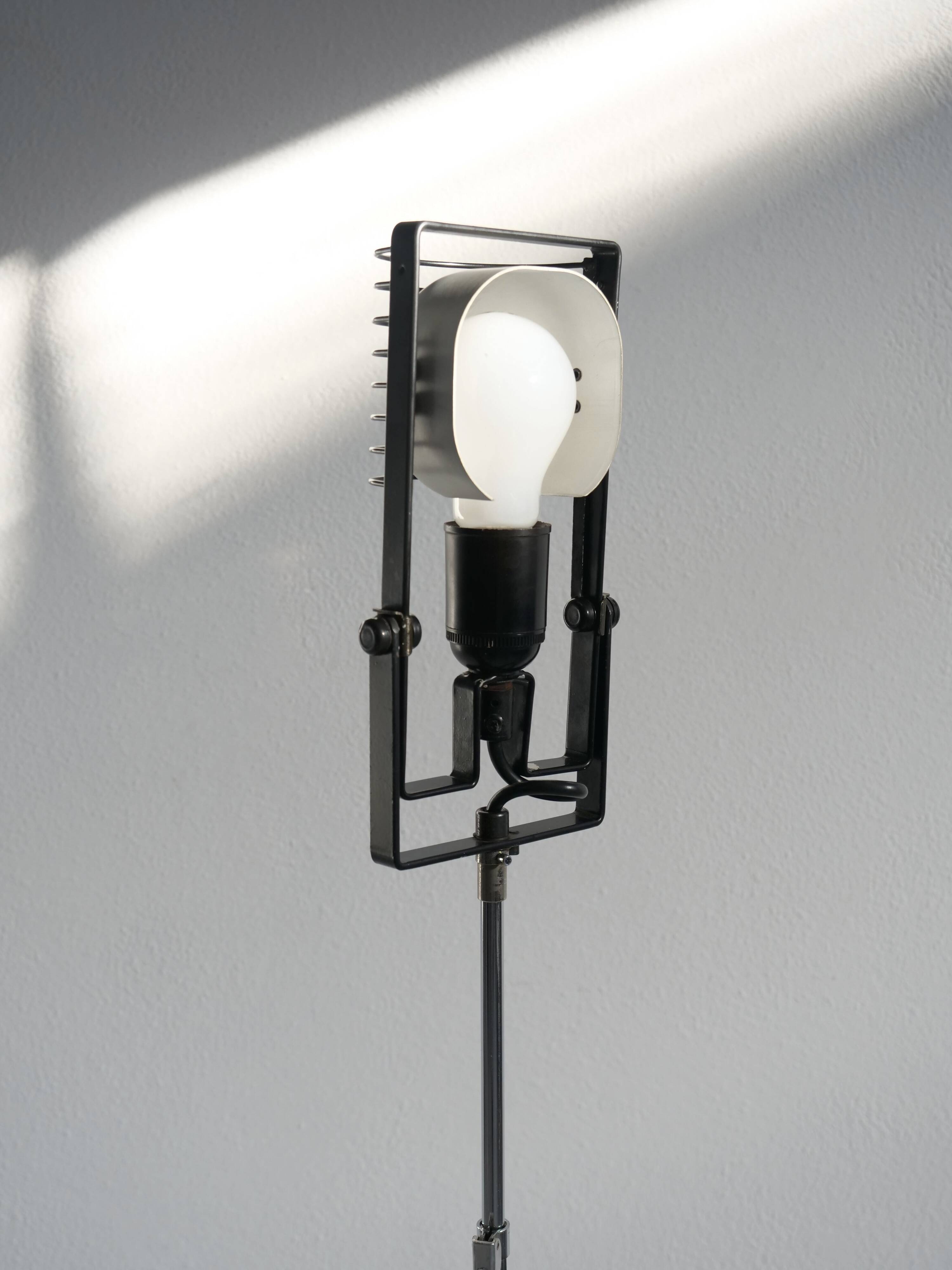 Sintesi floor lamp by Ernesto Gismondi for Artemide, 1973