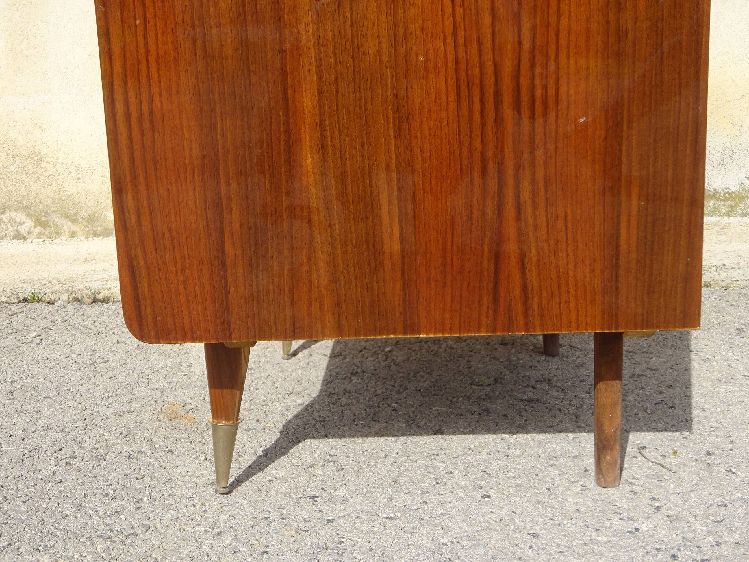 Vintage display cabinet from Maison Capelle