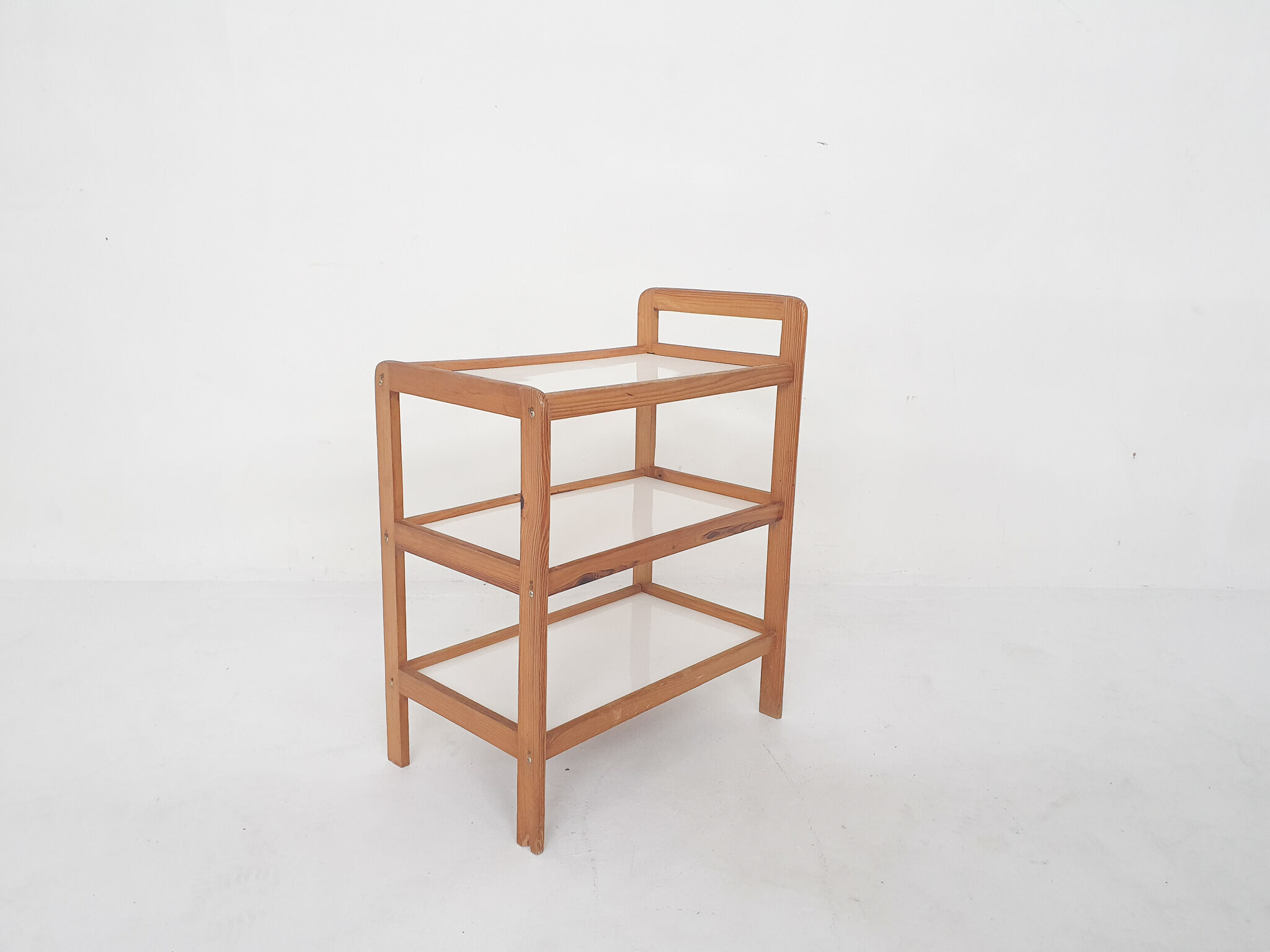 Pinewood serving table or tray, The Netherlands 1960's