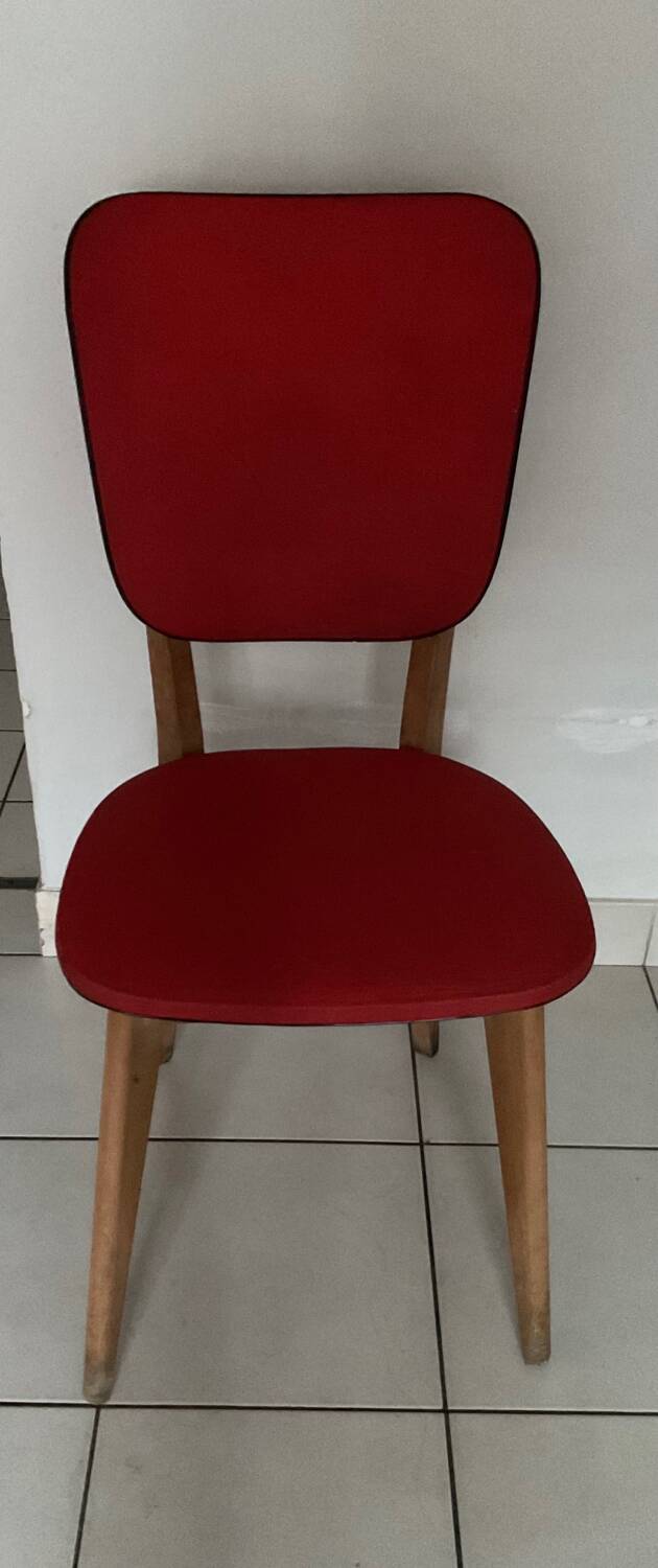 Chaise similicuir rouge années 70