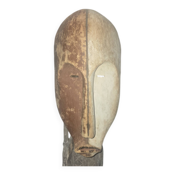 African Fang mask early 20th century #statue #tribes #lega