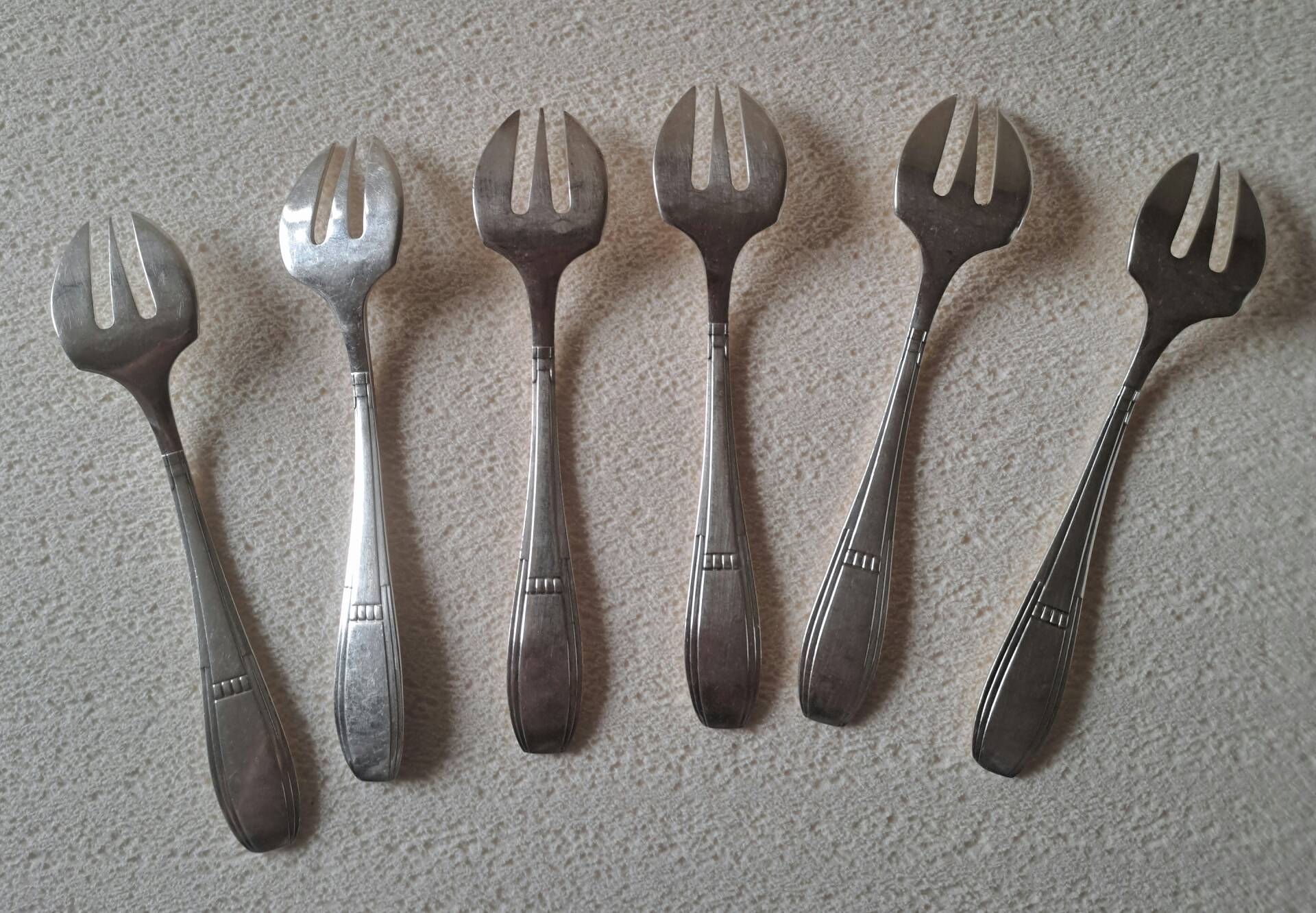 6 silver-plated oyster forks Joseph Buisson Orbrille