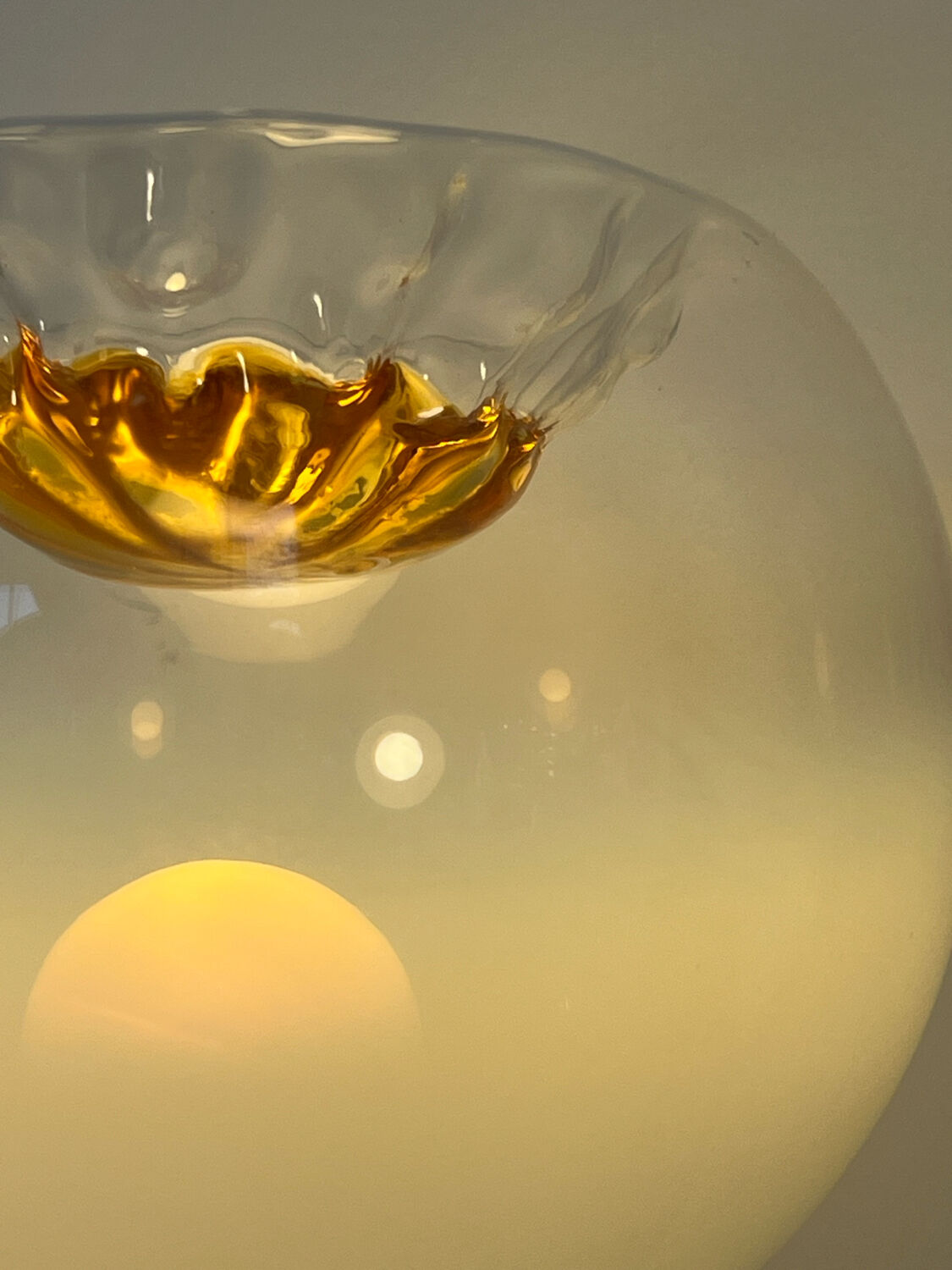 Pair of table lamps with large Murano globes from the 70s.