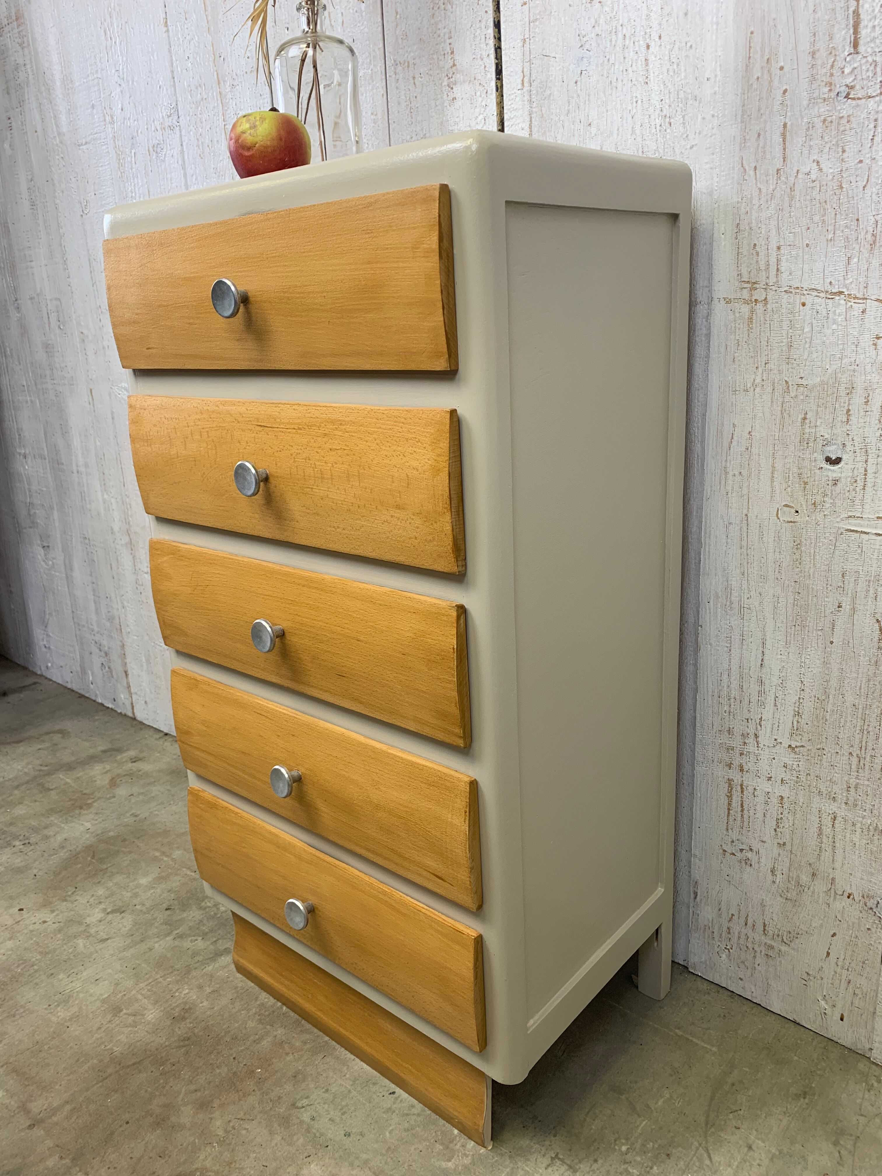 Vintage dresser