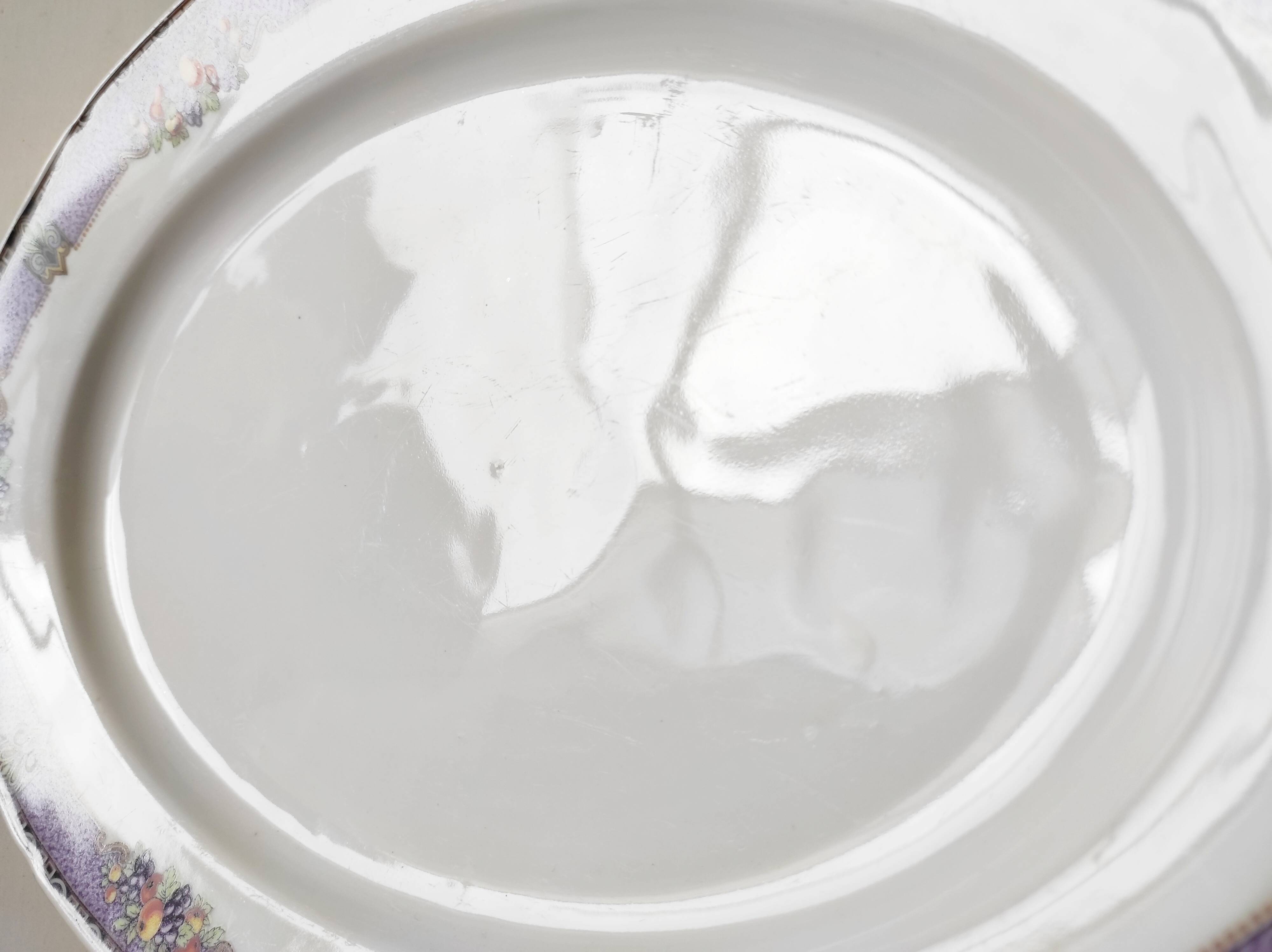 Czech-Slovakian porcelain dish with fruit decoration