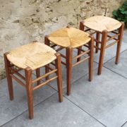 3 tabourets paillés