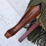 Chaise d'appoint danoise des années 1970, velours vert, pieds en bois de hêtre.