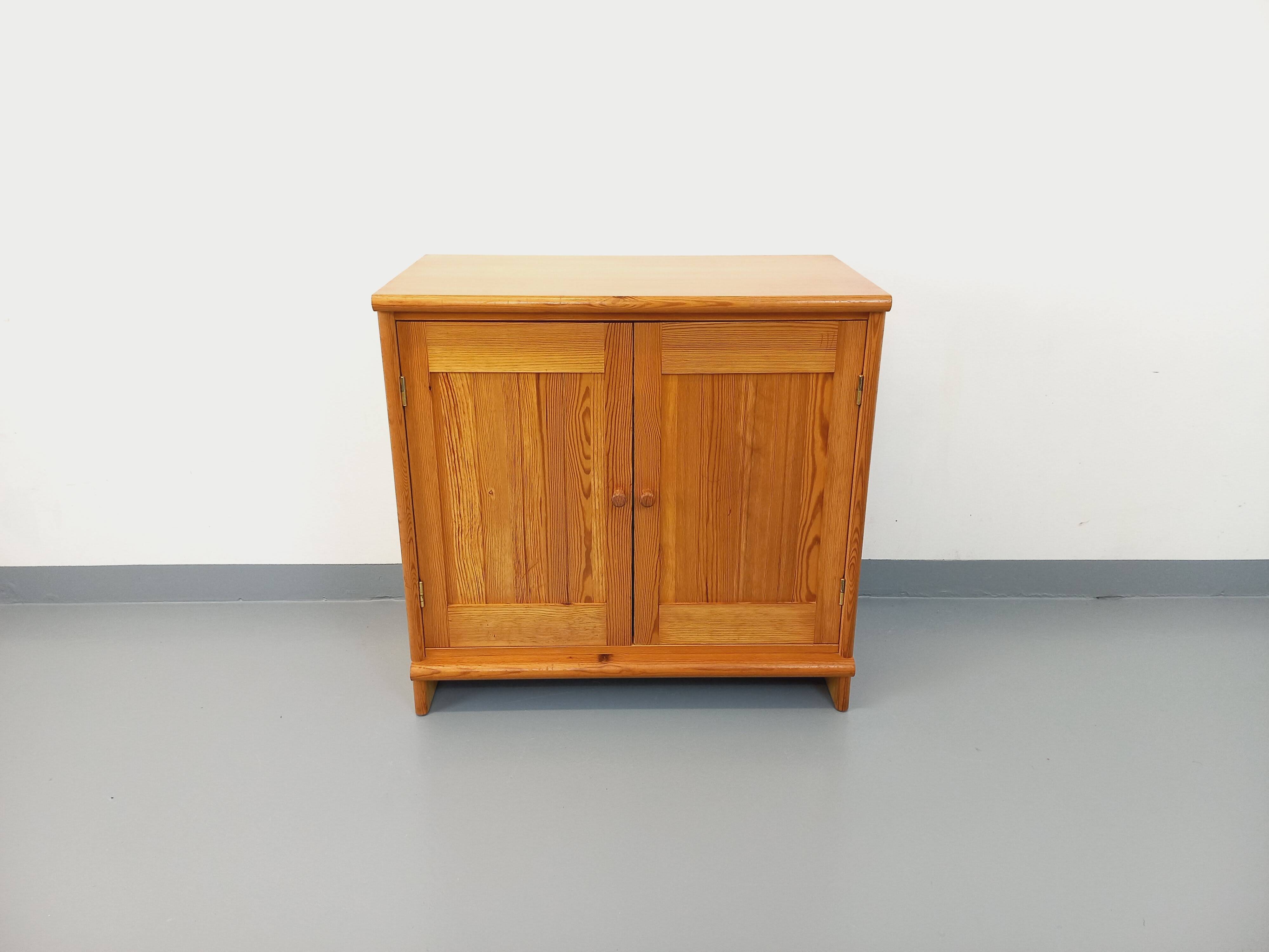 Vintage pine storage unit from the 60s 70s