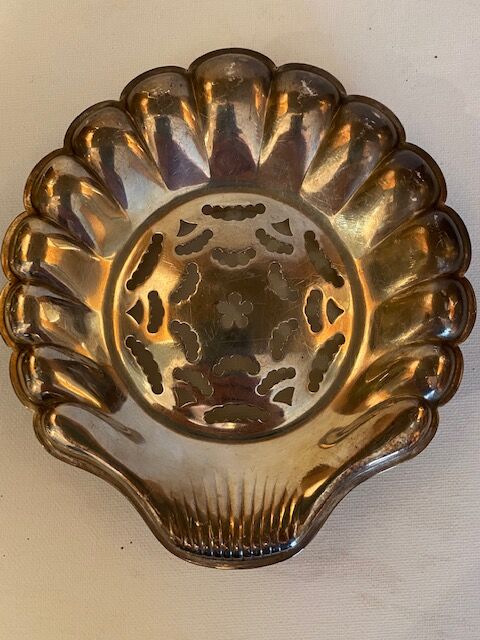 Butter maker "Coquillor" silver metal