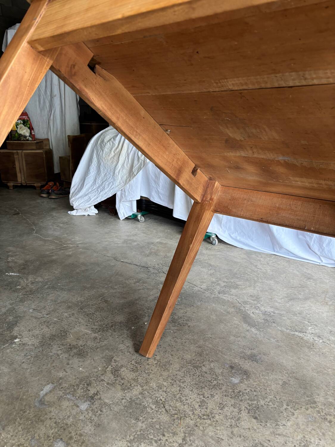 Farmhouse table