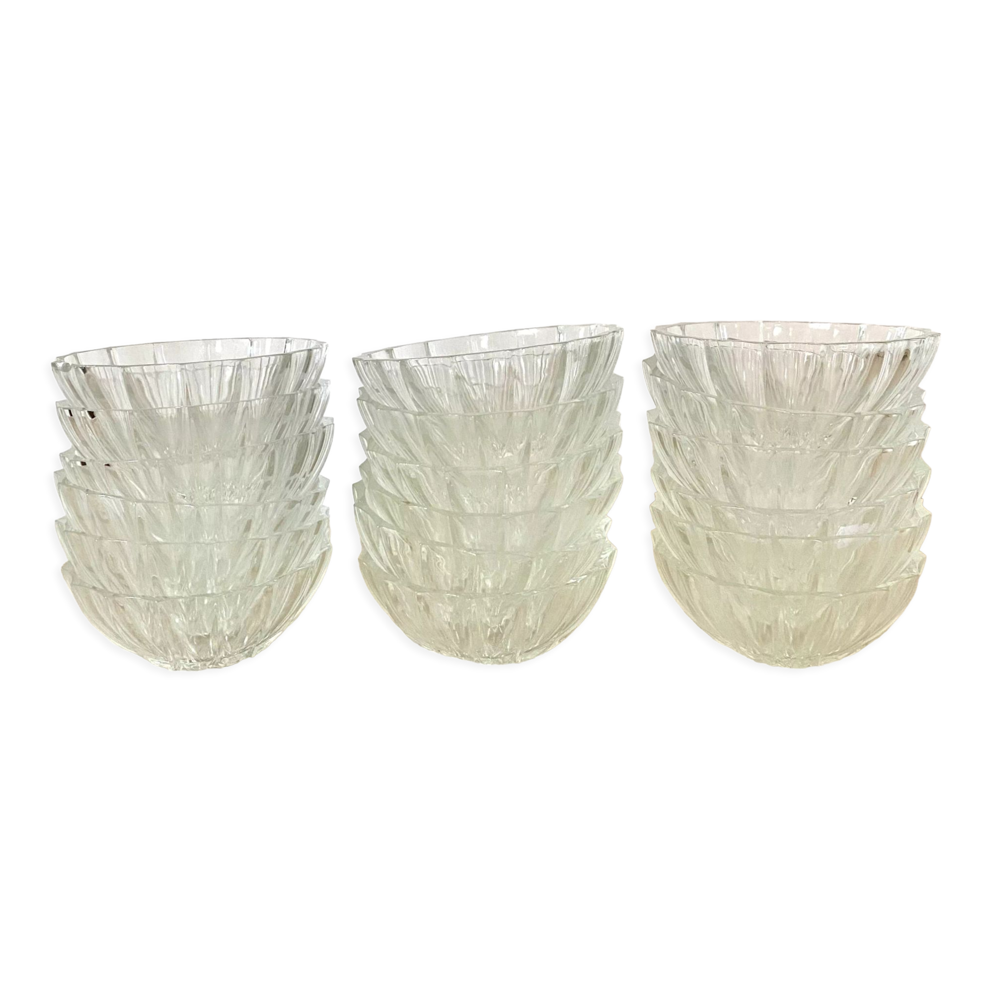 Vintage glass cups 17 pieces