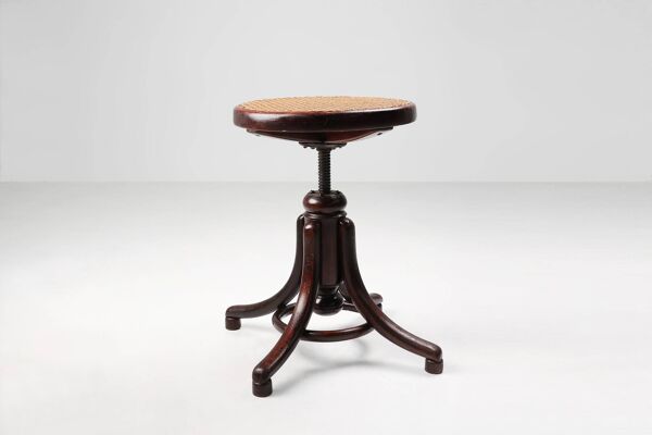 Tabouret de piano Thonet en bois de hêtre courbé avec assise en rotin, Autriche vers 1900
