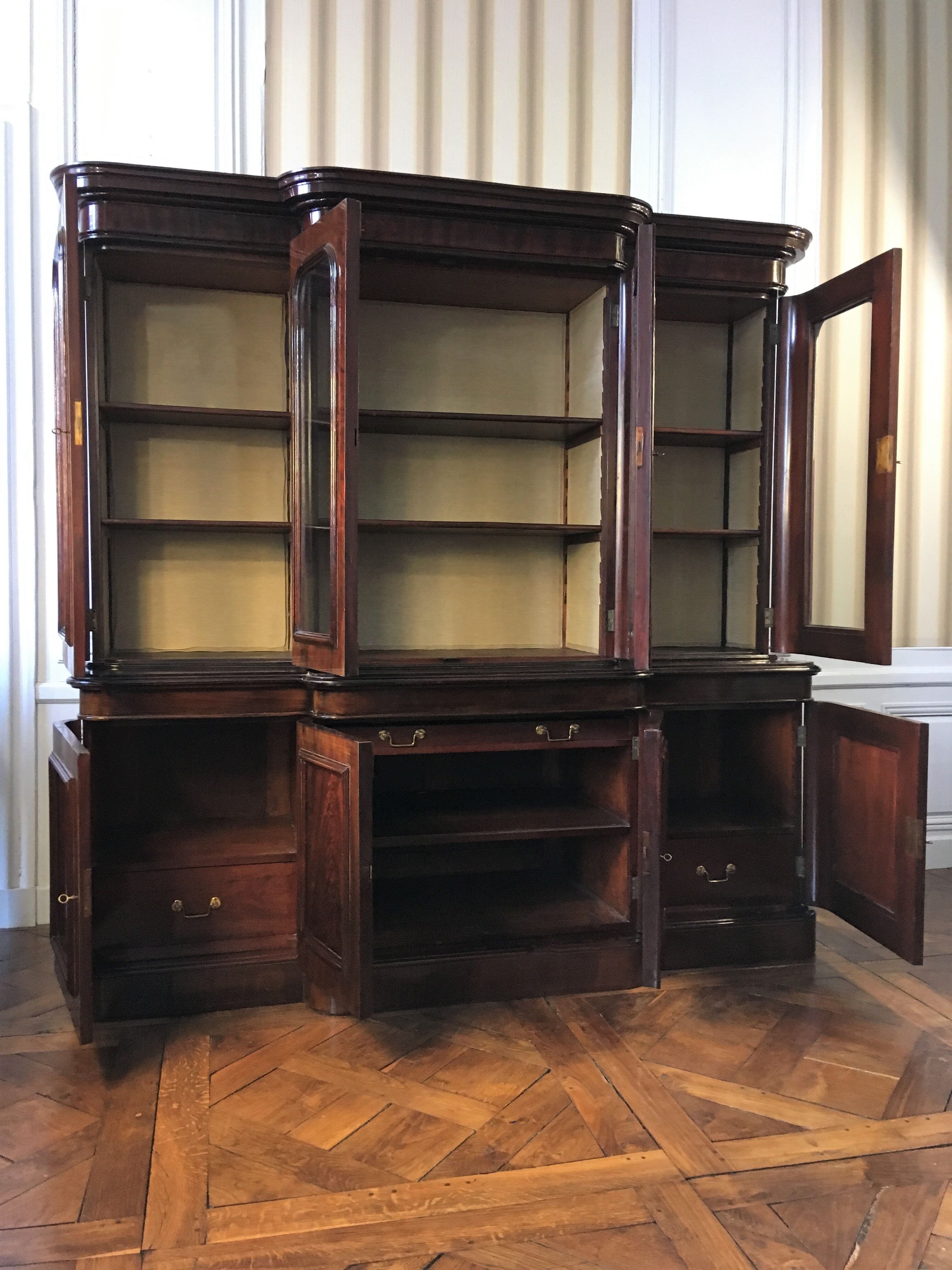 Stamped Victorian bookcase Wylie & Lochhead mahogany end XIX